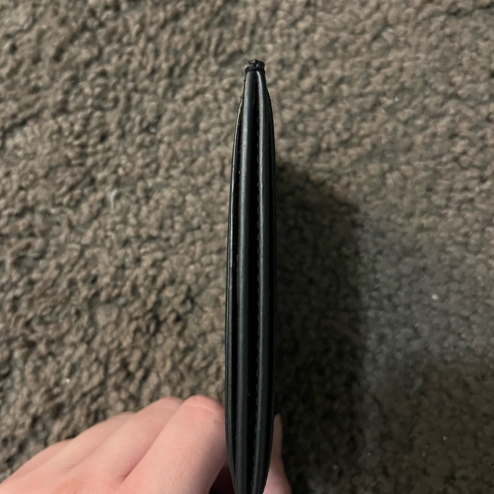 Never been used small Kate Spade wallet! - Picture 2 of 3